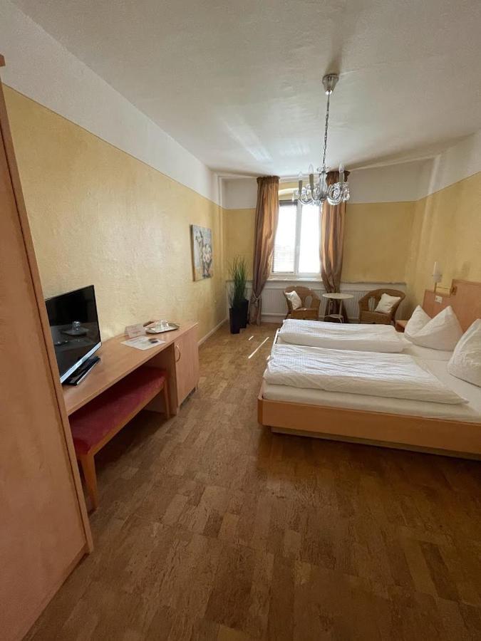 Hotel Zum Schwanen Garni Buggingen Zewnętrze zdjęcie