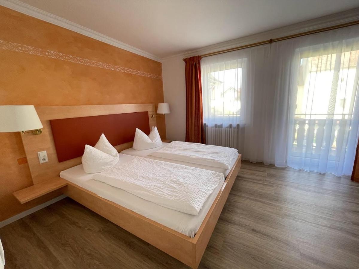 Hotel Zum Schwanen Garni Buggingen Zewnętrze zdjęcie