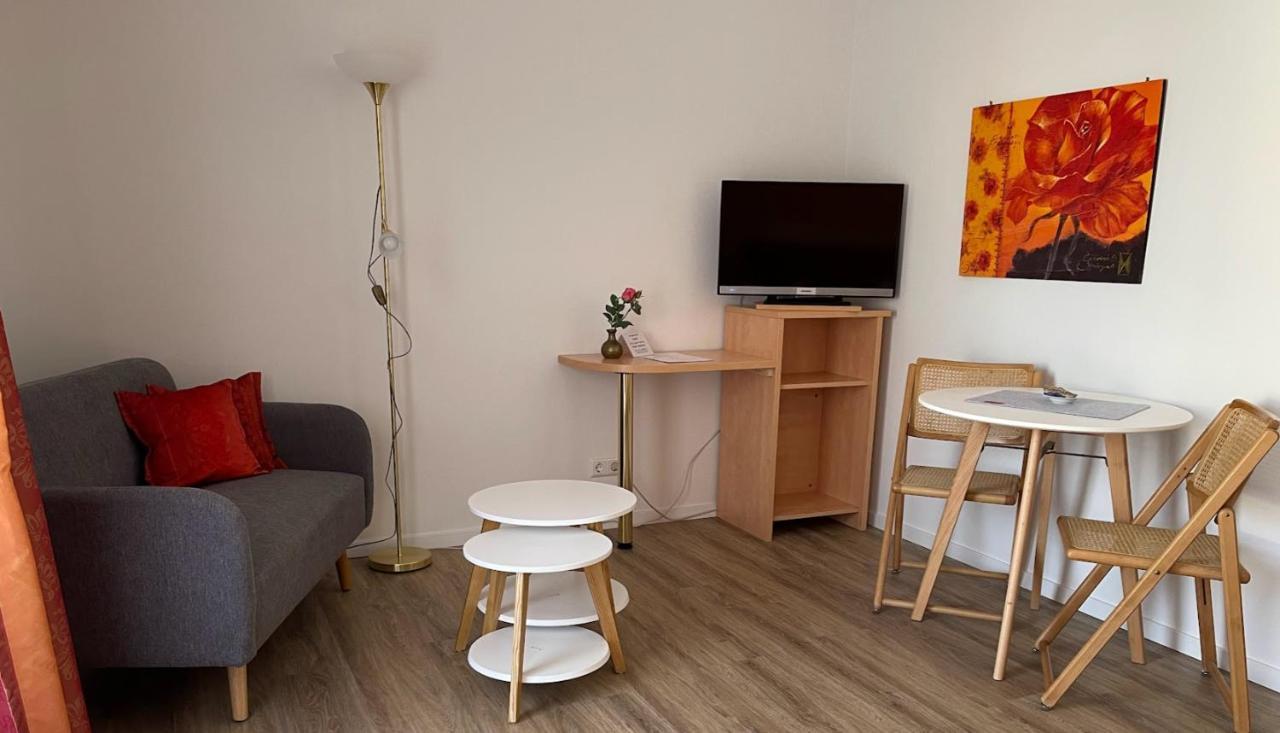 Hotel Zum Schwanen Garni Buggingen Zewnętrze zdjęcie