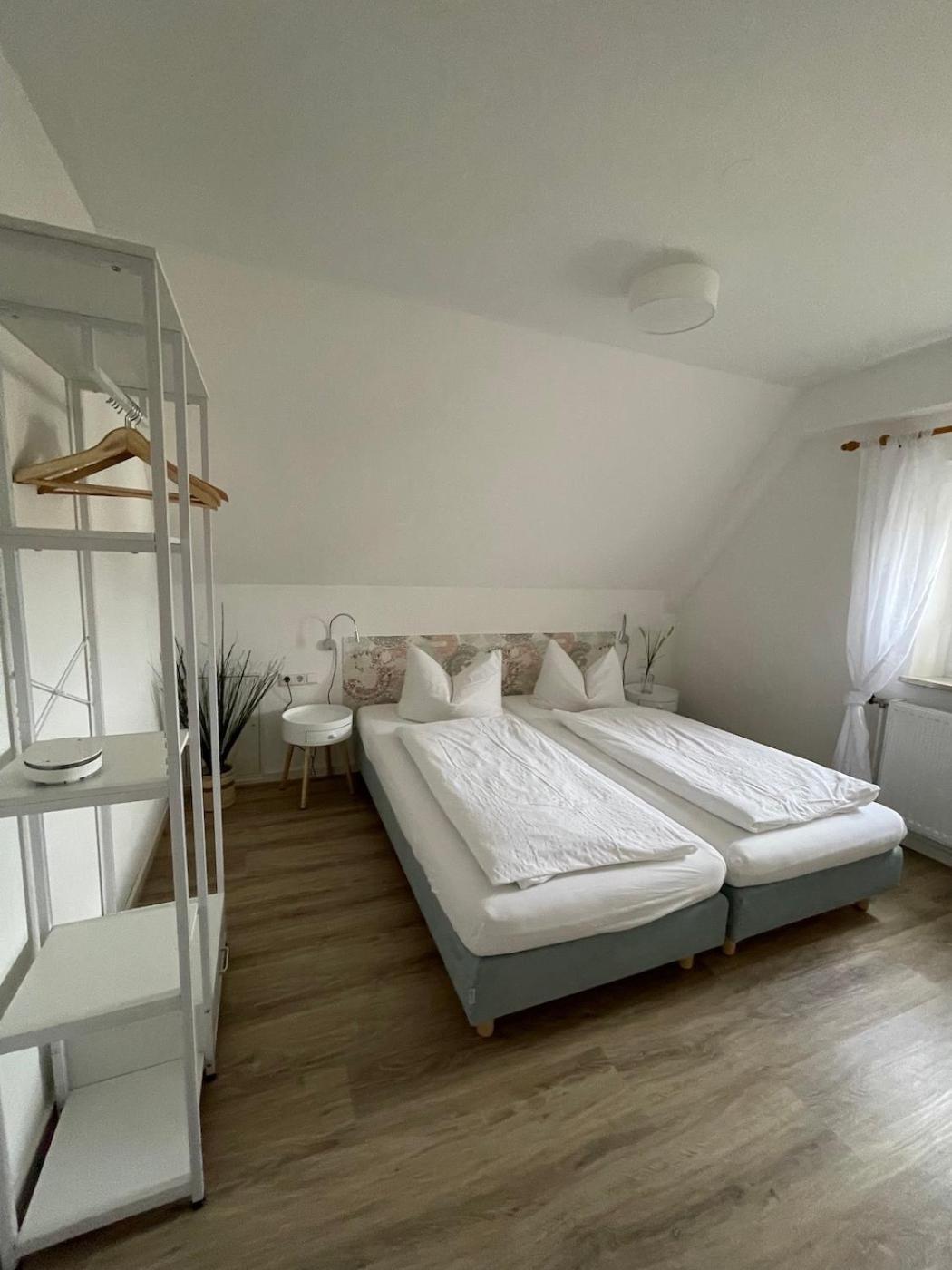 Hotel Zum Schwanen Garni Buggingen Zewnętrze zdjęcie