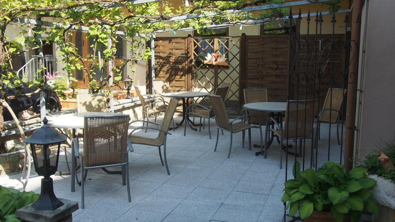 Hotel Zum Schwanen Garni Buggingen Zewnętrze zdjęcie